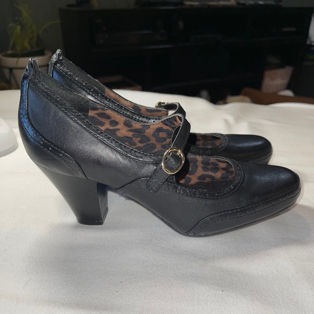 Clarks‎ Bendable Black Classy Heels